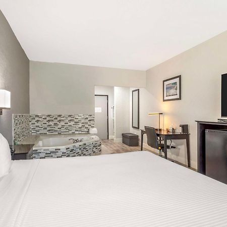 Surestay Plus By Best Western Texas City I-45 Exterior foto