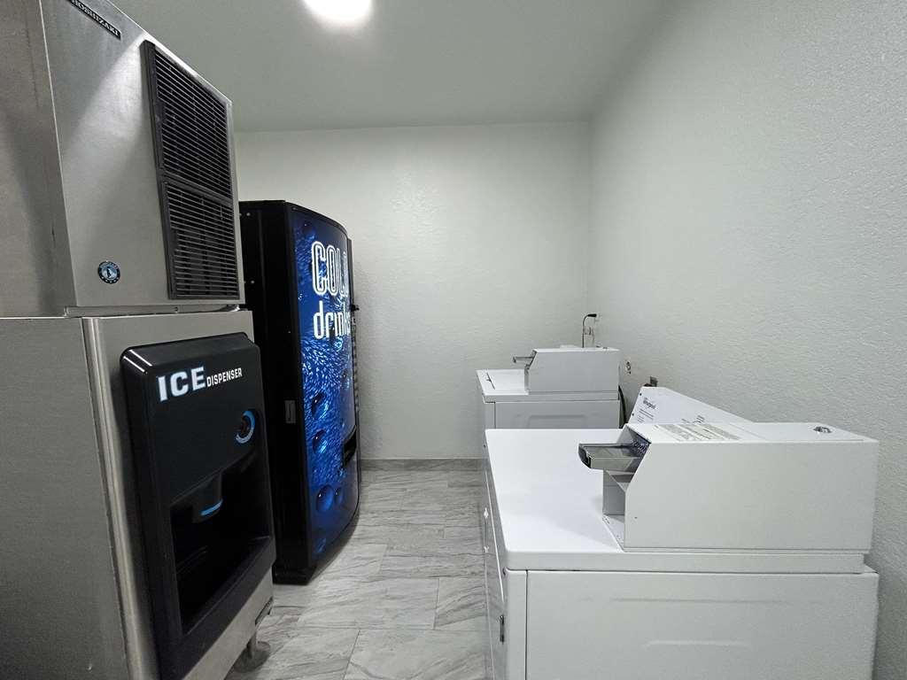 Surestay Plus By Best Western Texas City I-45 Facilidades foto