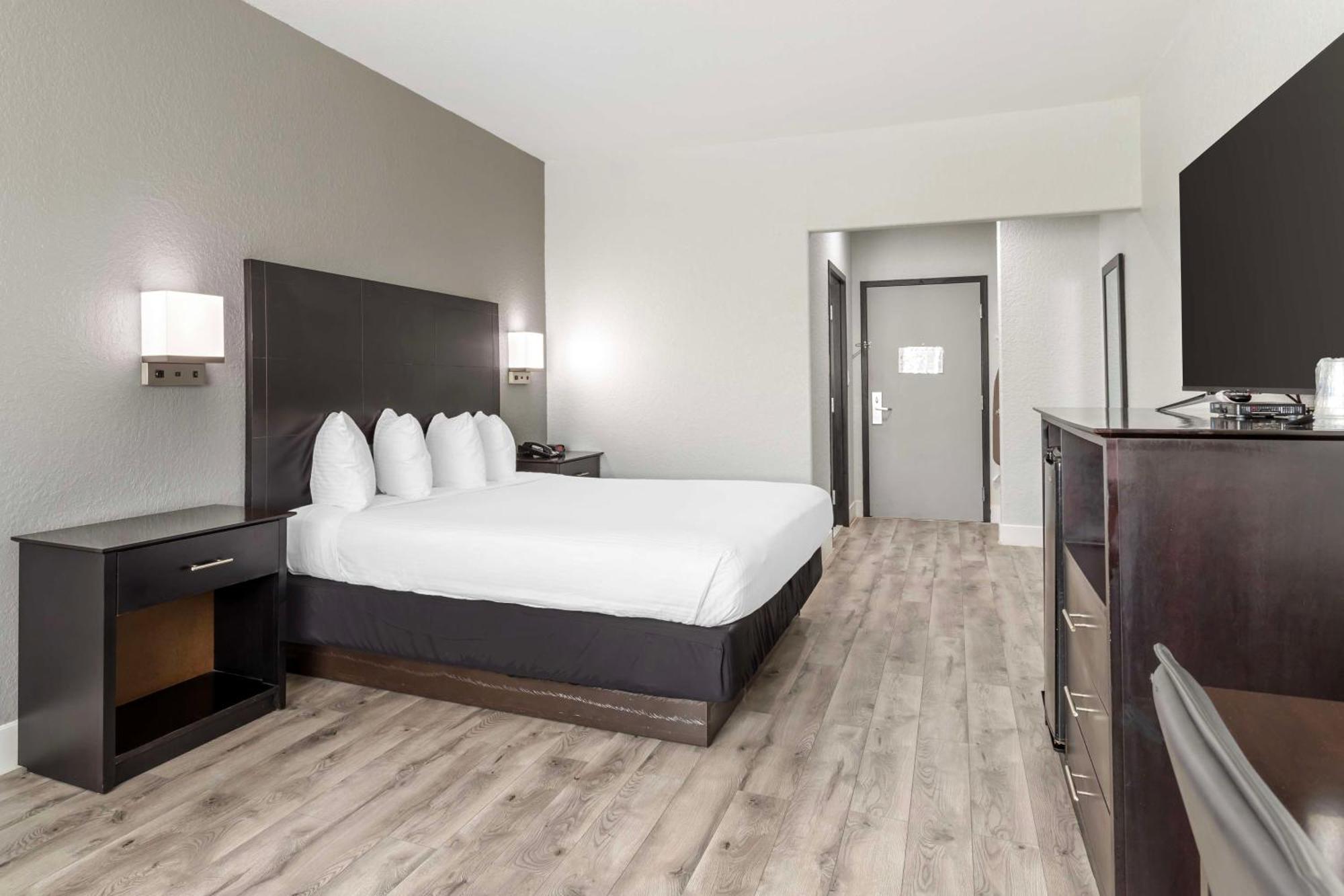 Surestay Plus By Best Western Texas City I-45 Exterior foto